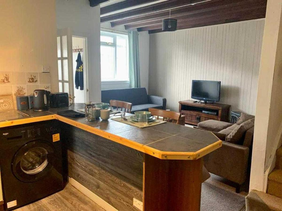 Cottage In Kilmun Argyll - 2 Bedrooms Sleeps 2 (Adults Only) Dunoon Dış mekan fotoğraf