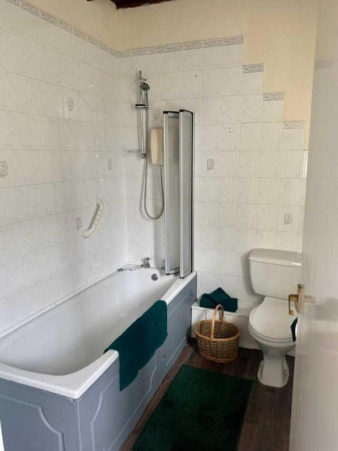 Cottage In Kilmun Argyll - 2 Bedrooms Sleeps 2 (Adults Only) Dunoon Dış mekan fotoğraf